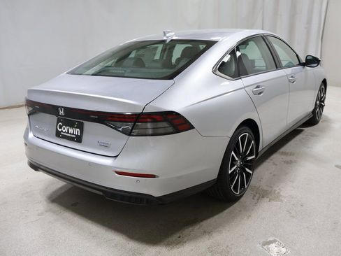 New 2025 Honda Accord Touring image 7