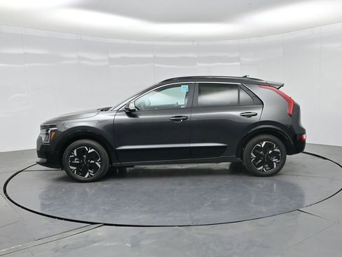 New 2026 Kia Niro Wind FWD image 38