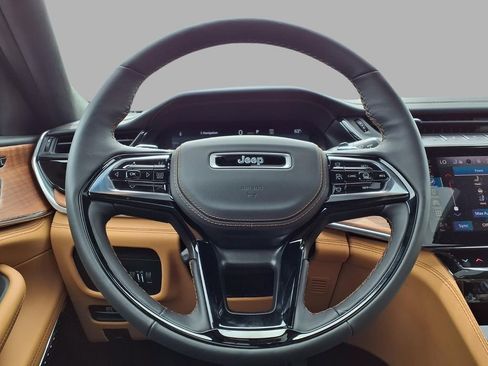 New 2026 Jeep Grand Cherokee L Summit AWD/4WD image 13