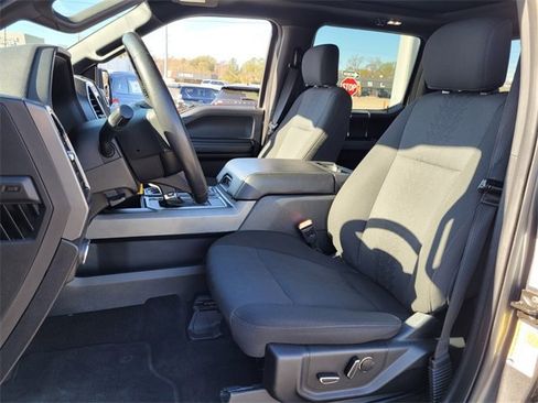 Used 2018 Ford F150 XLT w/ Equipment Group 302A Luxury image 8