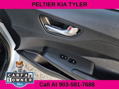 Used 2021 Hyundai Accent SEL image 16