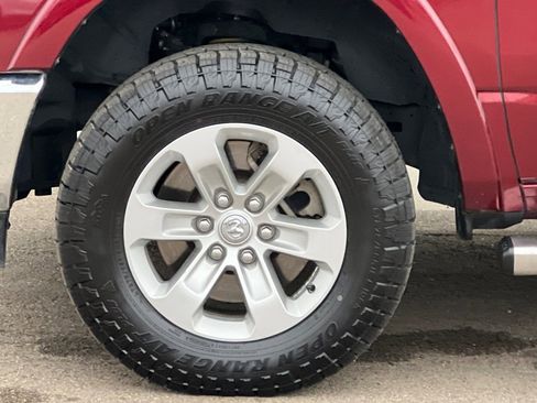 Used 2019 RAM 1500 Laramie AWD/4WD image 26