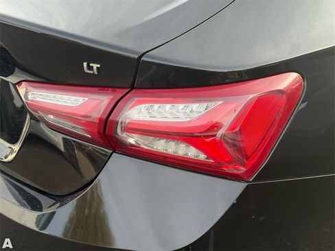 Used 2021 Chevrolet Malibu LT image 10