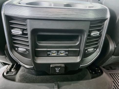 Used 2023 RAM 1500 Laramie AWD/4WD image 33