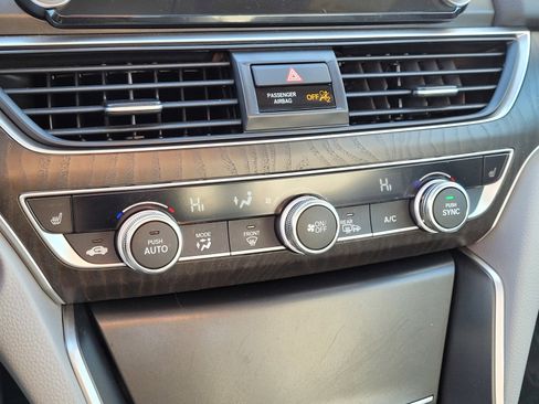 Certified 2020 Honda Accord EX image 25