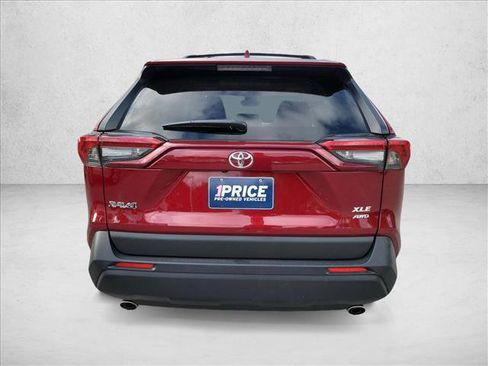 Used 2023 Toyota RAV4 XLE Premium AWD/4WD image 6