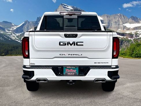 Used 2023 GMC Sierra 1500 Denali Ultimate AWD/4WD image 4