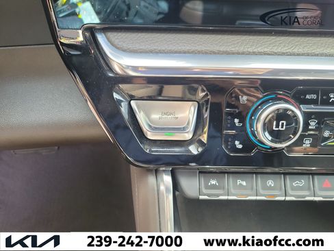 Used 2024 GMC Sierra 1500 Denali w/ Denali Reserve Package AWD/4WD image 28