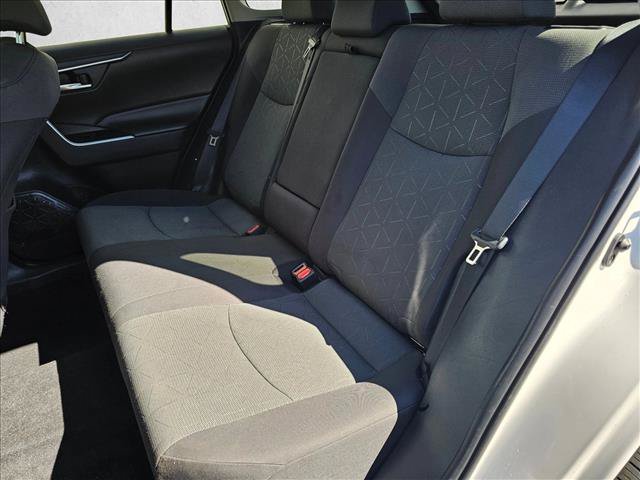 Used 2022 Toyota RAV4 XLE w/ XLE Grade Weather Package AWD/4WD image 19