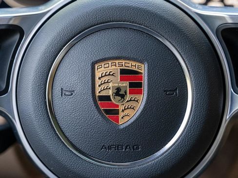Used 2021 Porsche Cayenne AWD/4WD image 26