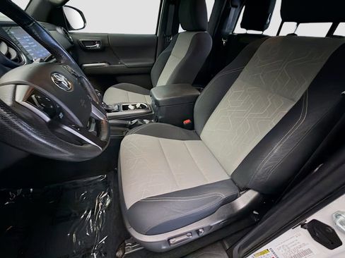 Used 2023 Toyota Tacoma TRD Sport w/ Black Out Package (TMS) RWD image 11