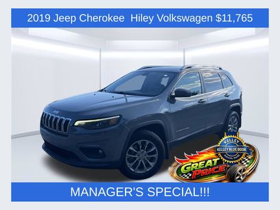 Used 2019 Jeep Cherokee Latitude Plus w/ Cold Weather Group