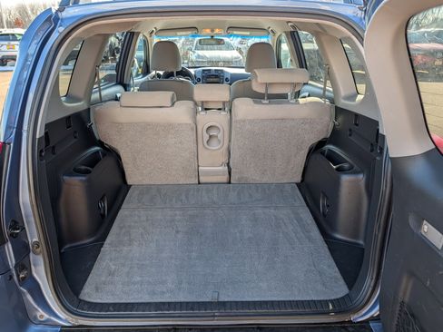 Used 2011 Toyota RAV4 4WD image 18