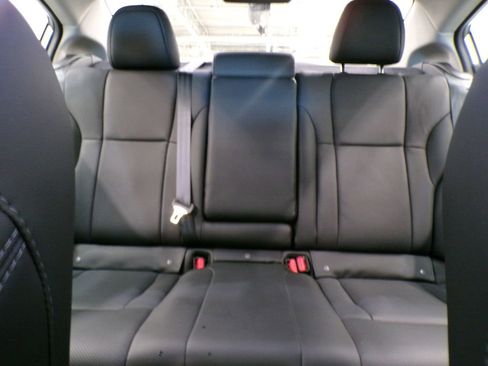 Used 2025 Subaru Legacy Limited image 8