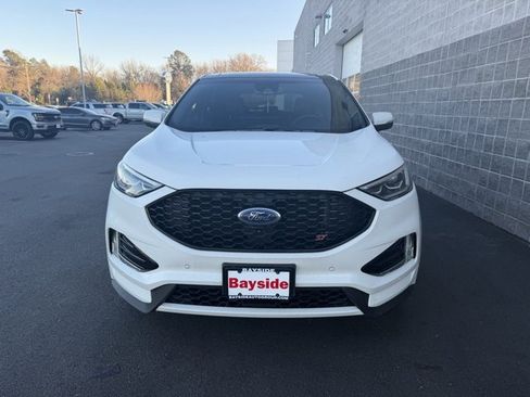 Used 2021 Ford Edge ST w/ Equipment Group 401A image 2