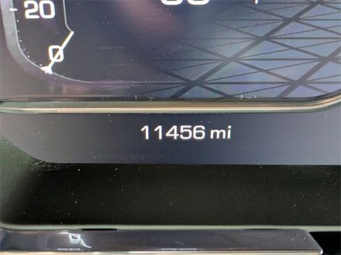 Used 2024 GMC Sierra 1500 Elevation image 32