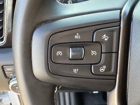 Used 2025 GMC Sierra 2500 AT4 AWD/4WD image 24
