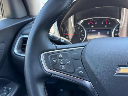 Used 2024 Chevrolet Equinox LT AWD/4WD image 11