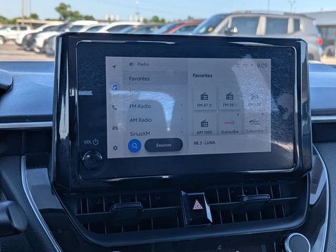 Used 2024 Toyota Corolla LE FWD image 6