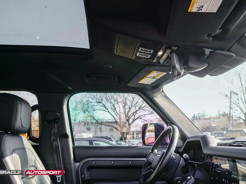 Used 2020 Land Rover Defender 110 X image 31