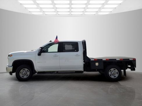 Used 2024 Chevrolet Silverado 2500 LT w/ Convenience Package AWD/4WD image 7