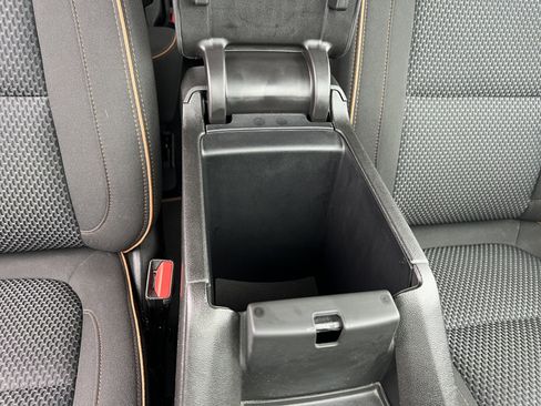 Used 2023 GMC Acadia AT4 AWD/4WD image 29