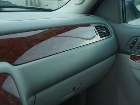 Used 2012 Chevrolet Avalanche LT w/ All-Star Edition image 24