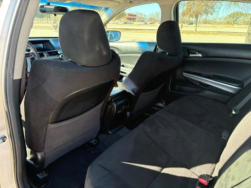 Used 2010 Honda Accord EX image 22
