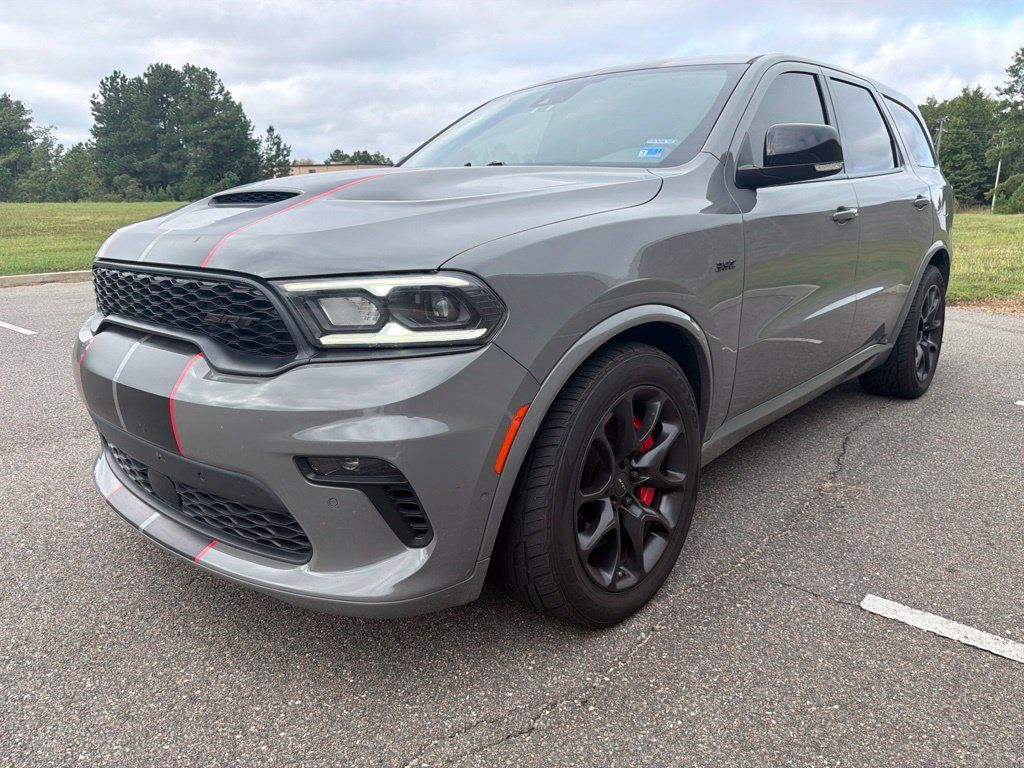Used 2022 Dodge Durango SRT w/ Technology Group AWD/4WD image 3