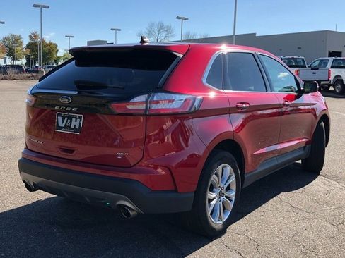 Used 2024 Ford Edge Titanium image 30