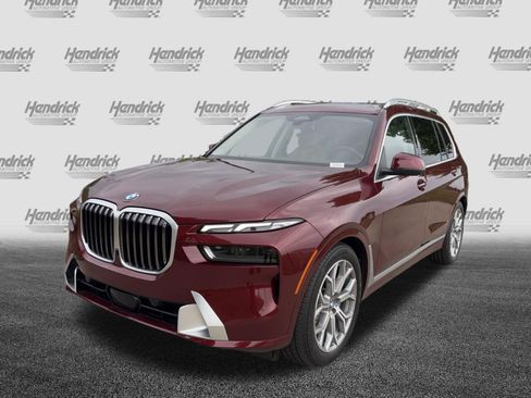 Certified 2025 BMW X7 xDrive40i AWD/4WD image 5