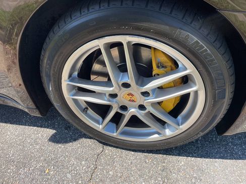 Used 2014 Porsche Panamera 4 image 13