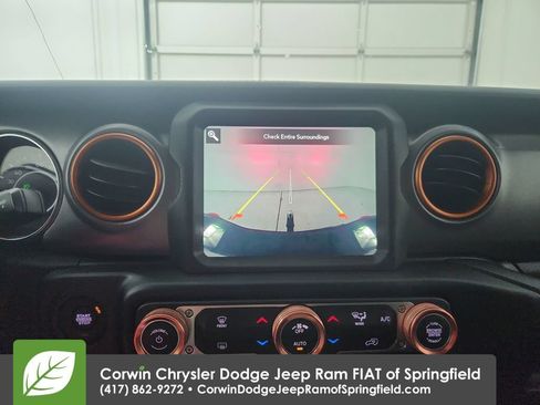 Used 2021 Jeep Gladiator Mojave AWD/4WD image 24