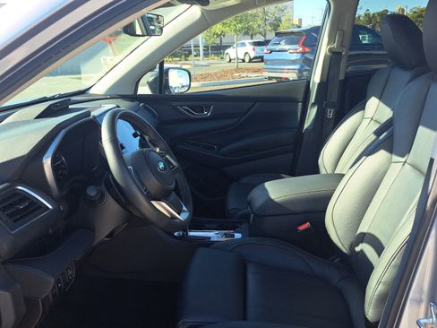 Used 2024 Subaru Ascent Limited w/ Technology Package image 15
