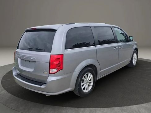 Used 2018 Dodge Grand Caravan SXT FWD image 7