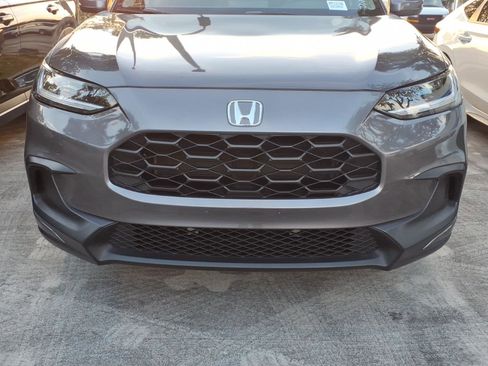 Used 2024 Honda HR-V LX image 11