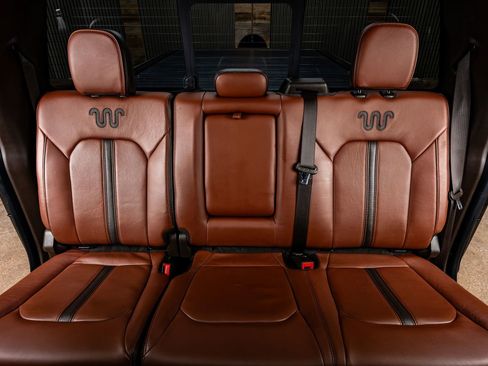 Used 2022 Ford F350 King Ranch w/ King Ranch Ultimate Package AWD/4WD image 36
