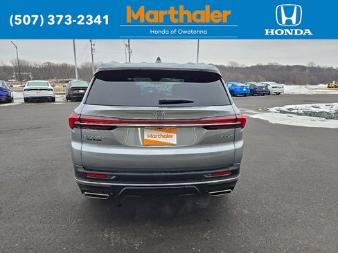 Used 2025 Buick Enclave Preferred image 4