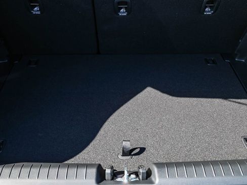 Used 2026 Hyundai Venue SEL image 13