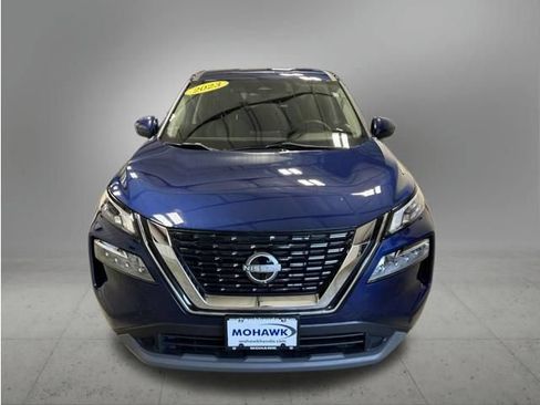 Used 2023 Nissan Rogue SV AWD/4WD image 9