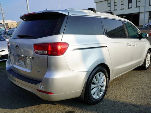 Used 2016 Kia Sedona EX FWD image 24