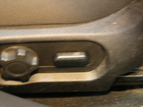 Used 2014 Ford Taurus SEL w/ Equipment Group 201A image 12