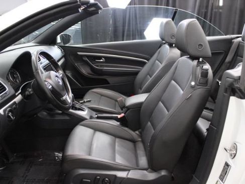 Used 2013 Volkswagen Eos Komfort FWD image 14