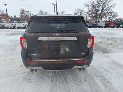 Used 2022 Ford Explorer Platinum w/ Equipment Group 601A image 7