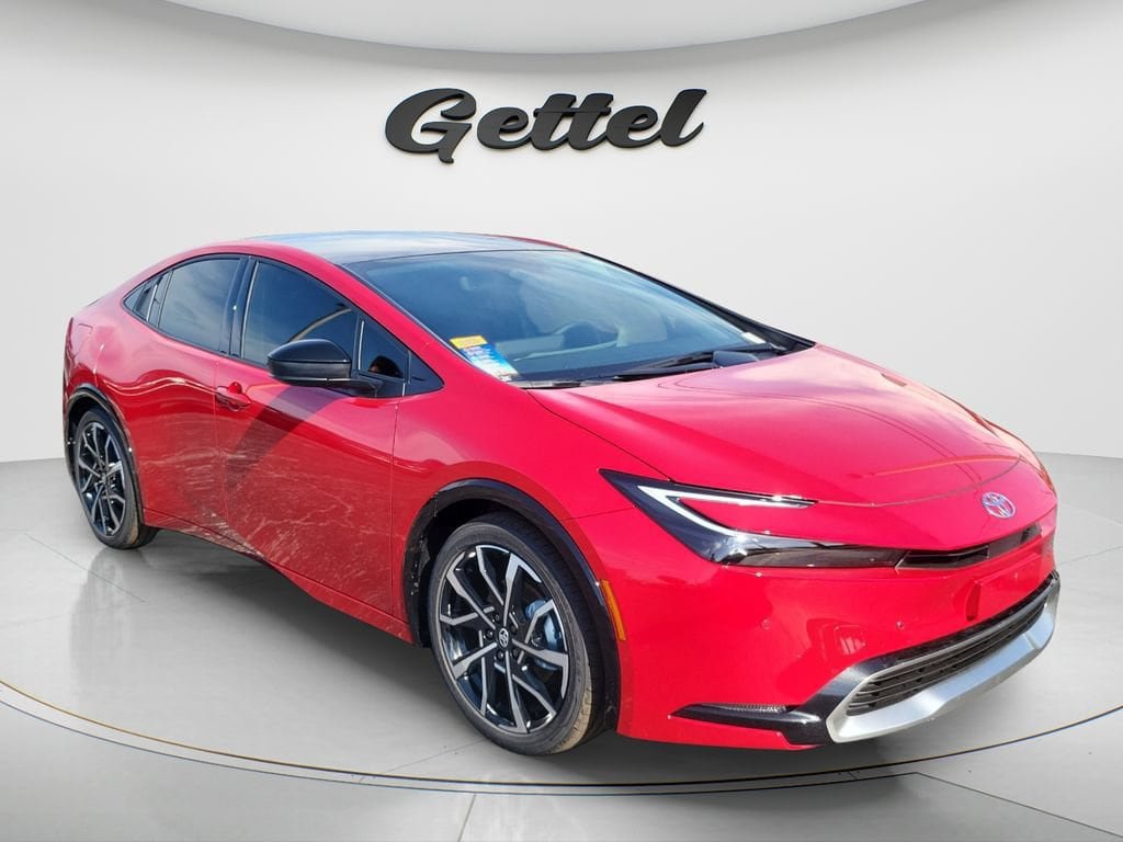 New 2027 Toyota Prius Plug-In Hybrid FWD image 2