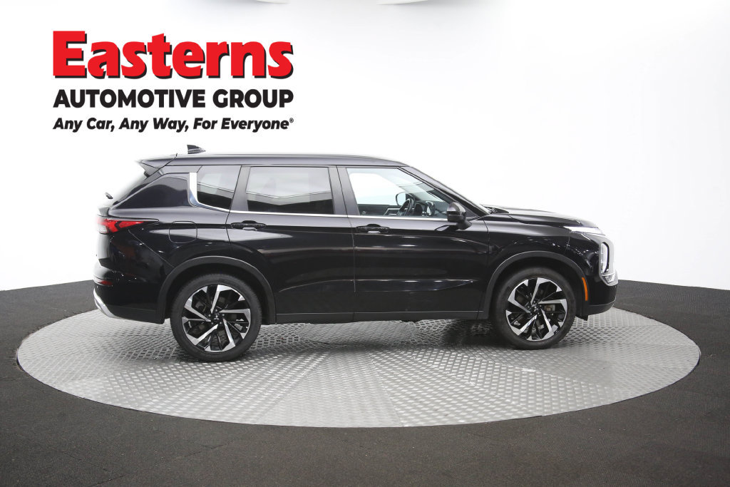 Used 2024 Mitsubishi Outlander SE FWD image 46