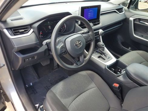 Used 2024 Toyota RAV4 XLE image 17