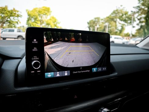 Used 2025 Honda CR-V EX-L image 24