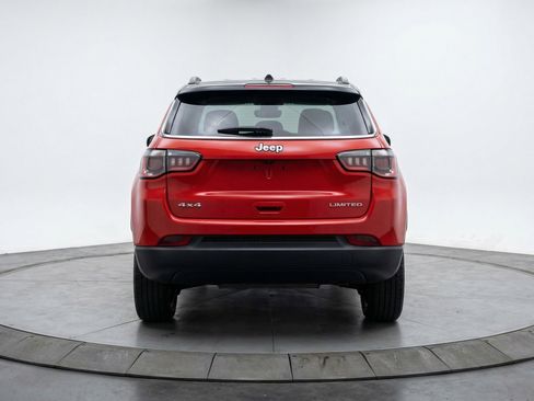 Used 2025 Jeep Compass Limited AWD/4WD image 7