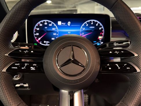 New 2026 Mercedes-Benz CLE 300 4MATIC Coupe image 21